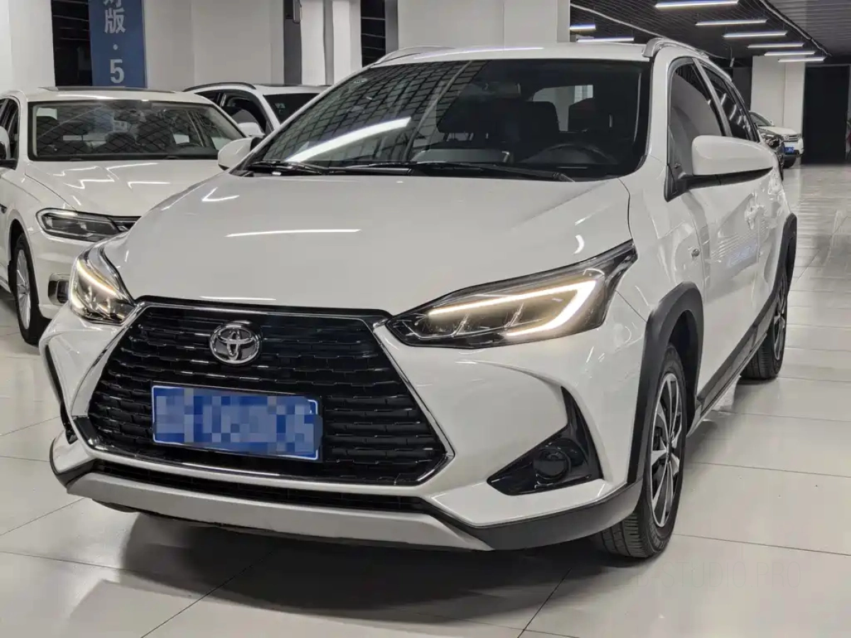 TOYOTA YARIS L DAZZLING  2022