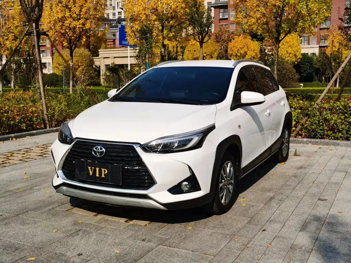 TOYOTA YARIS L DAZZLING  2022