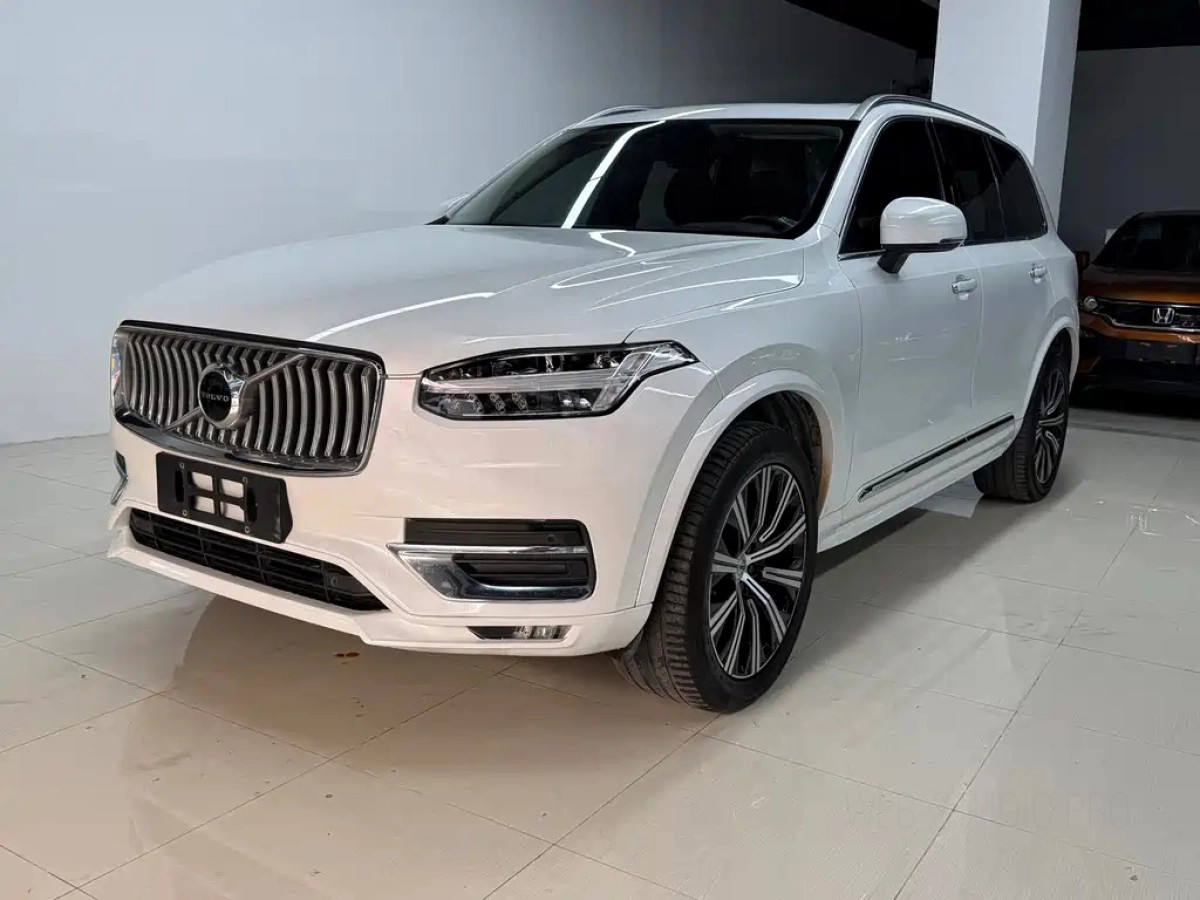VOLVO XC90  2020