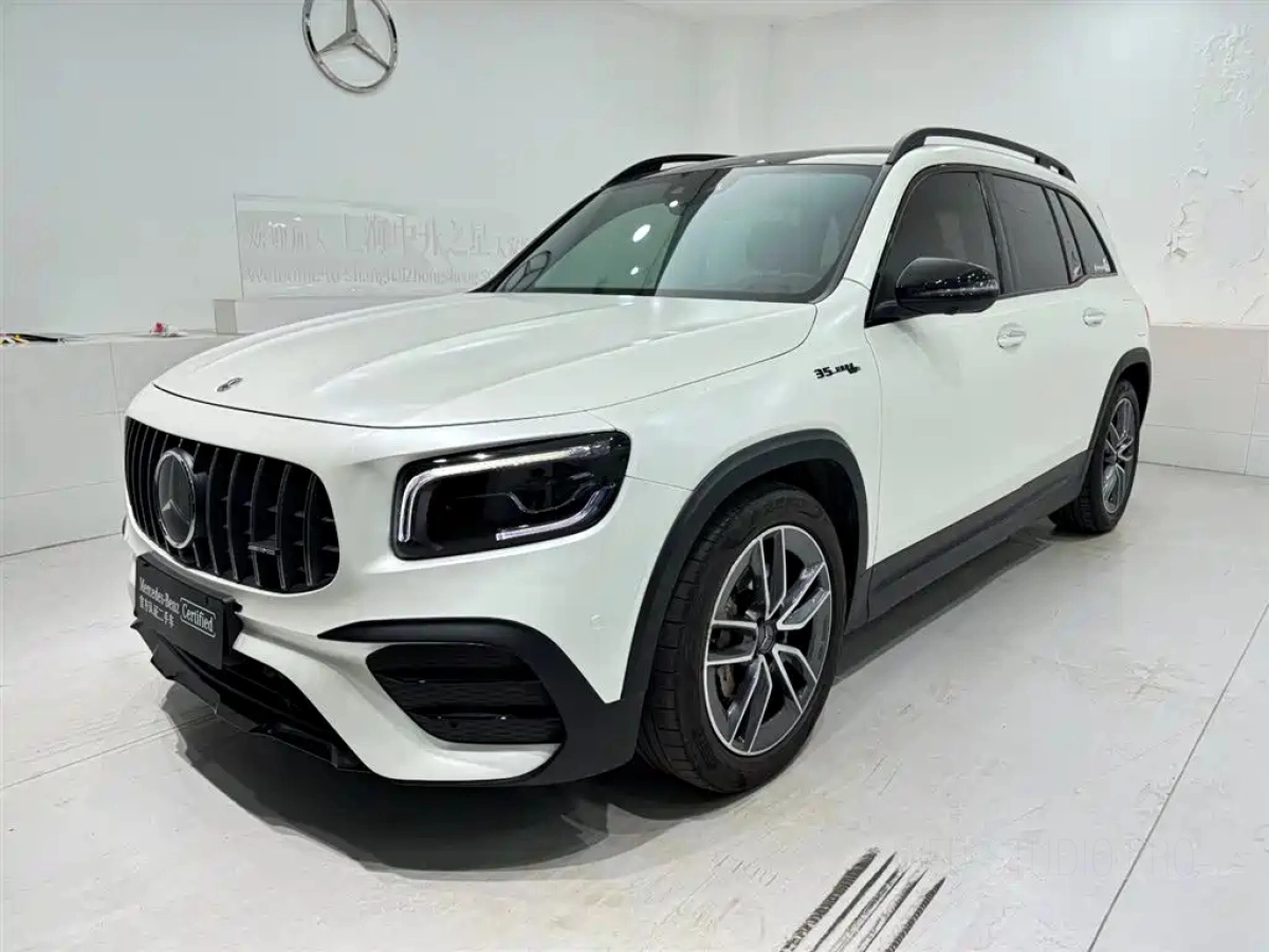 MERCEDES BENZ GLB AMG  2021