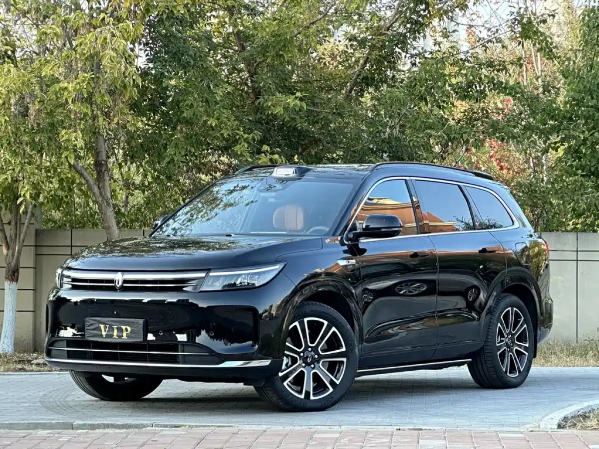 HUAWEI HARMON AITO M7