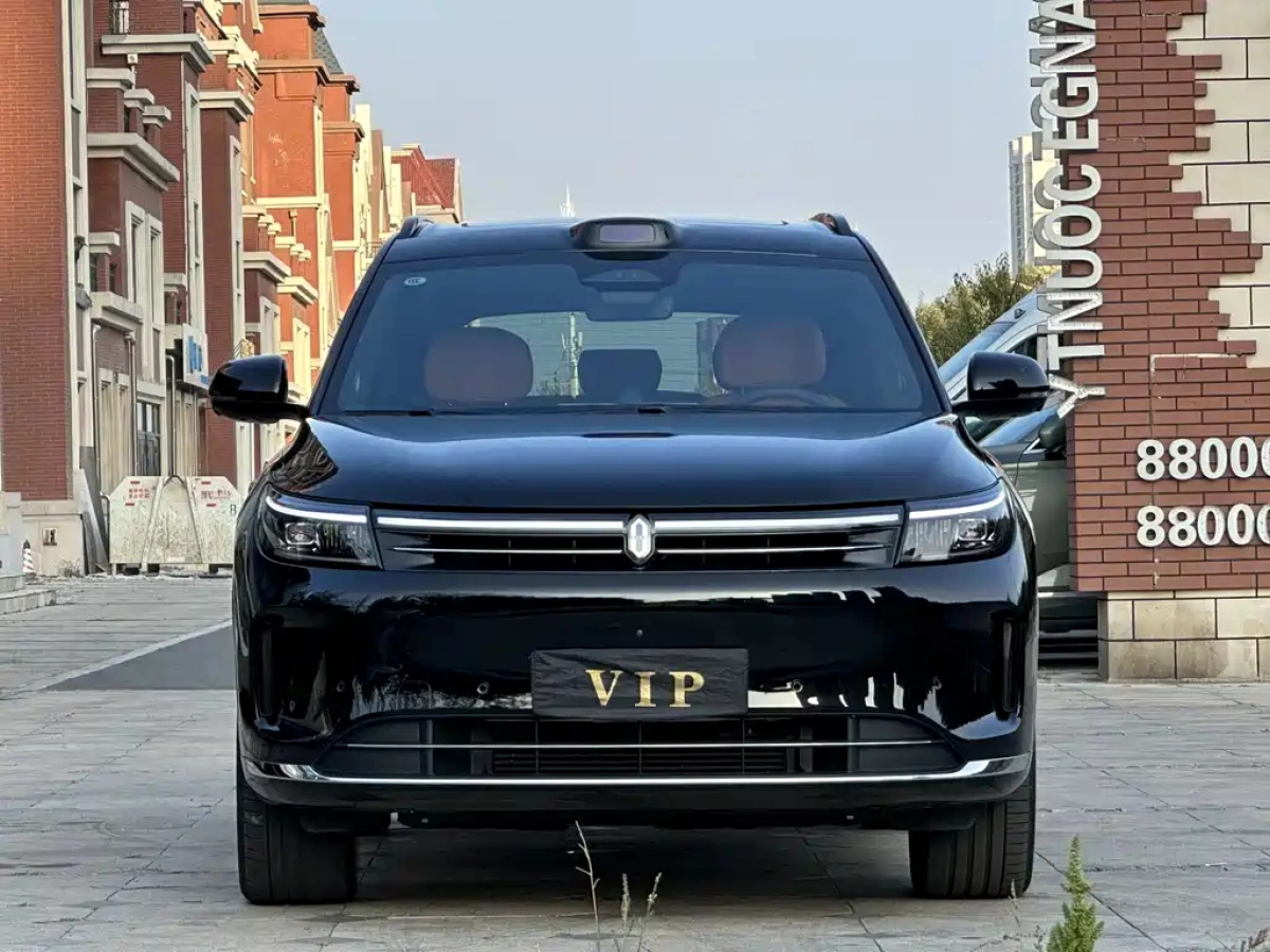 HUAWEI HARMON AITO M7