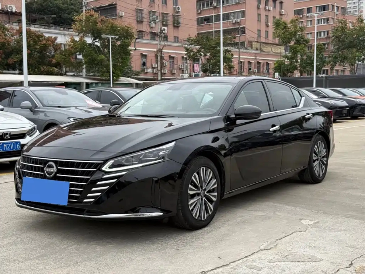 NISSAN TEANA  2023