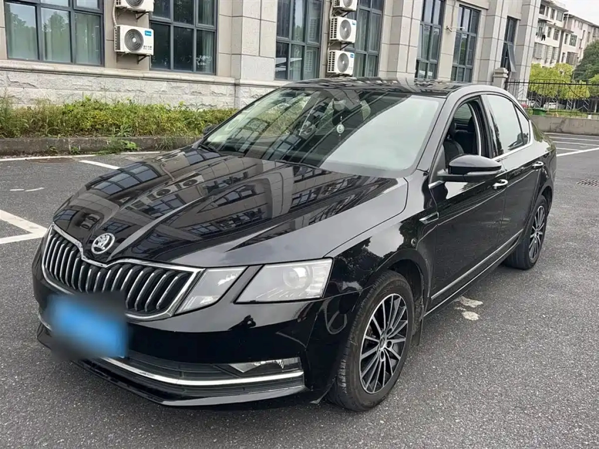 SKODA OCTAVIA