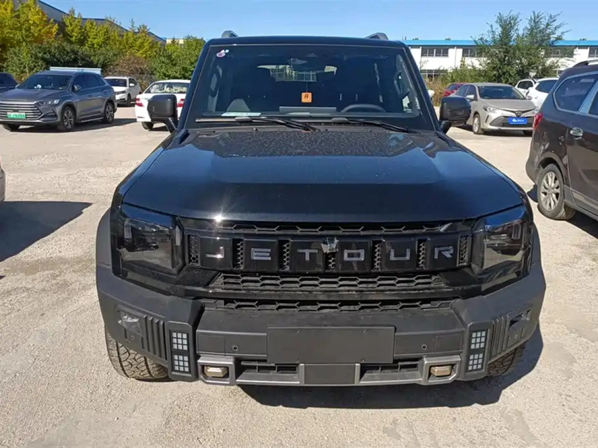 JETOUR TRAVELLER  T2