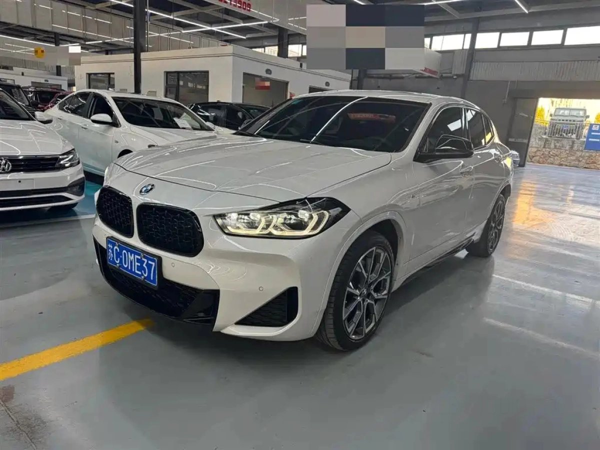 BMW X2