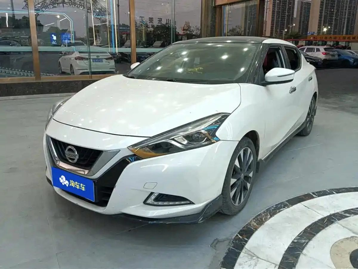 NISSAN LANNIA