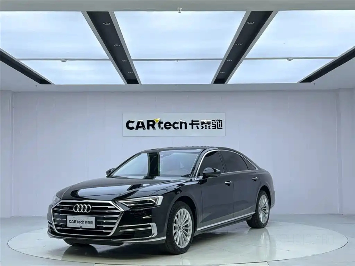 AUDI A8  2020