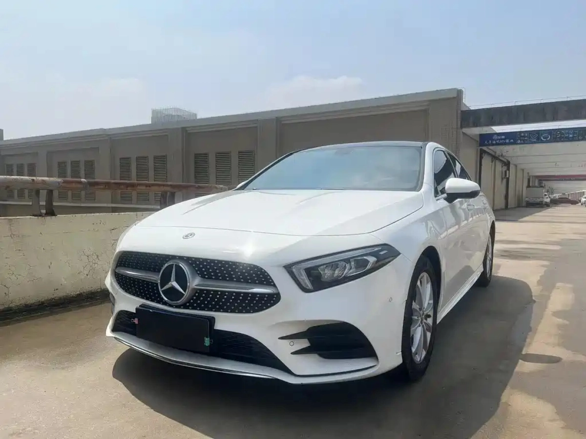 MERCEDES BENZ A-CLASS  2019