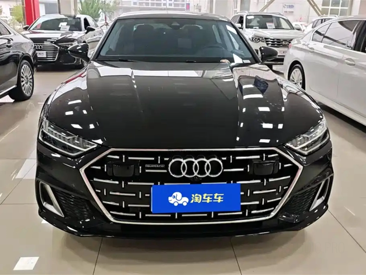AUDI A7L