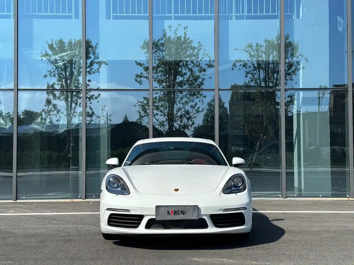 PORSCHE 718
