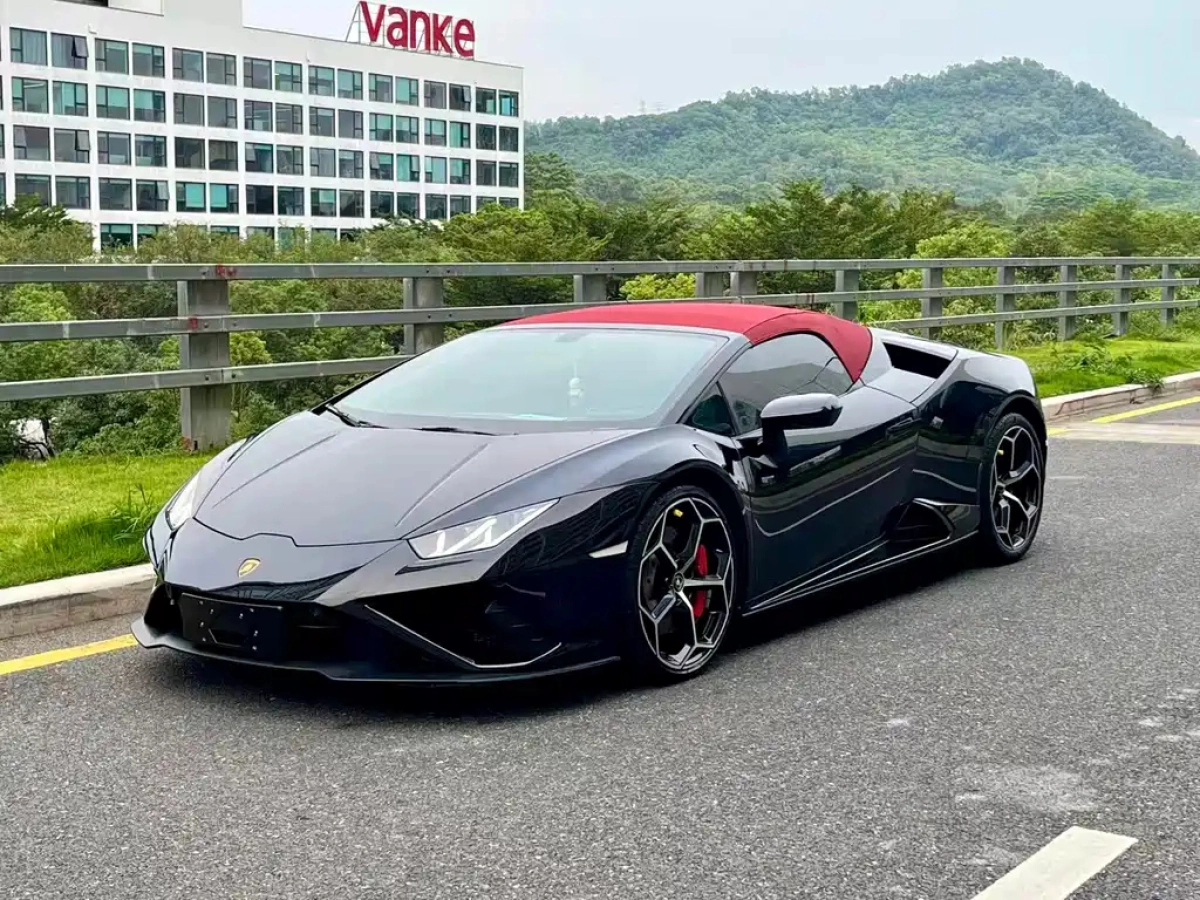 LAMBORGHINI HURACAN