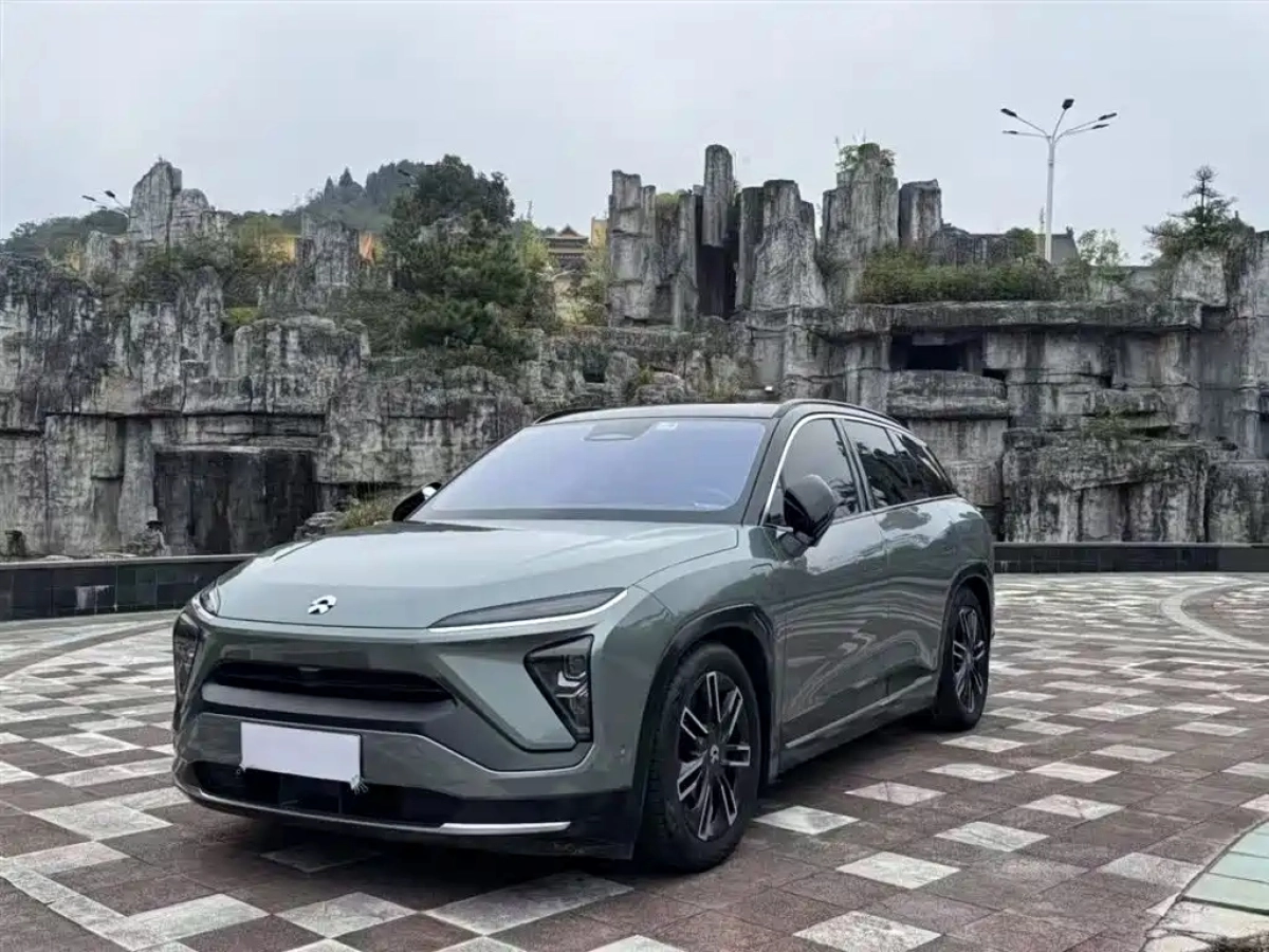 NIO ES6