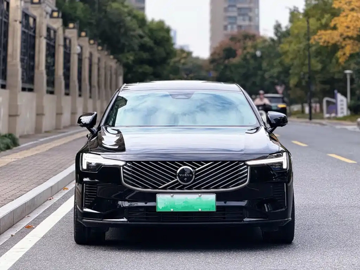 VOLVO S90 NEW ENERGY