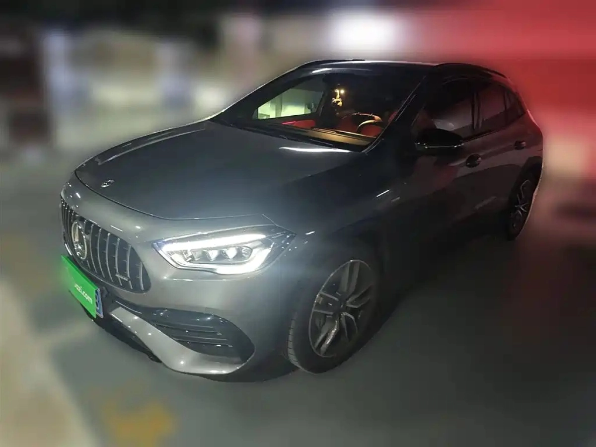 MERCEDES BENZ GLA AMG