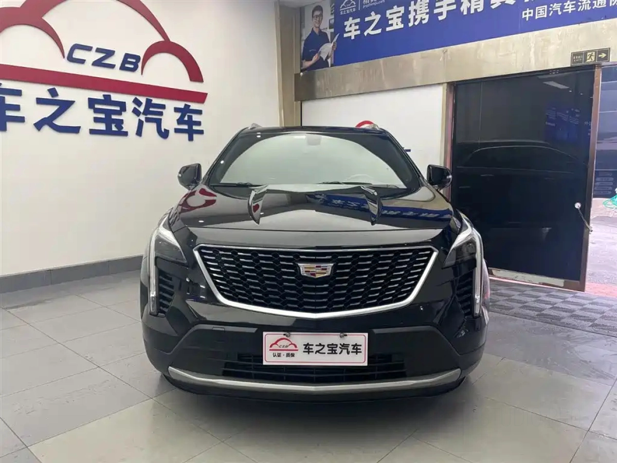 CADILLAC XT4