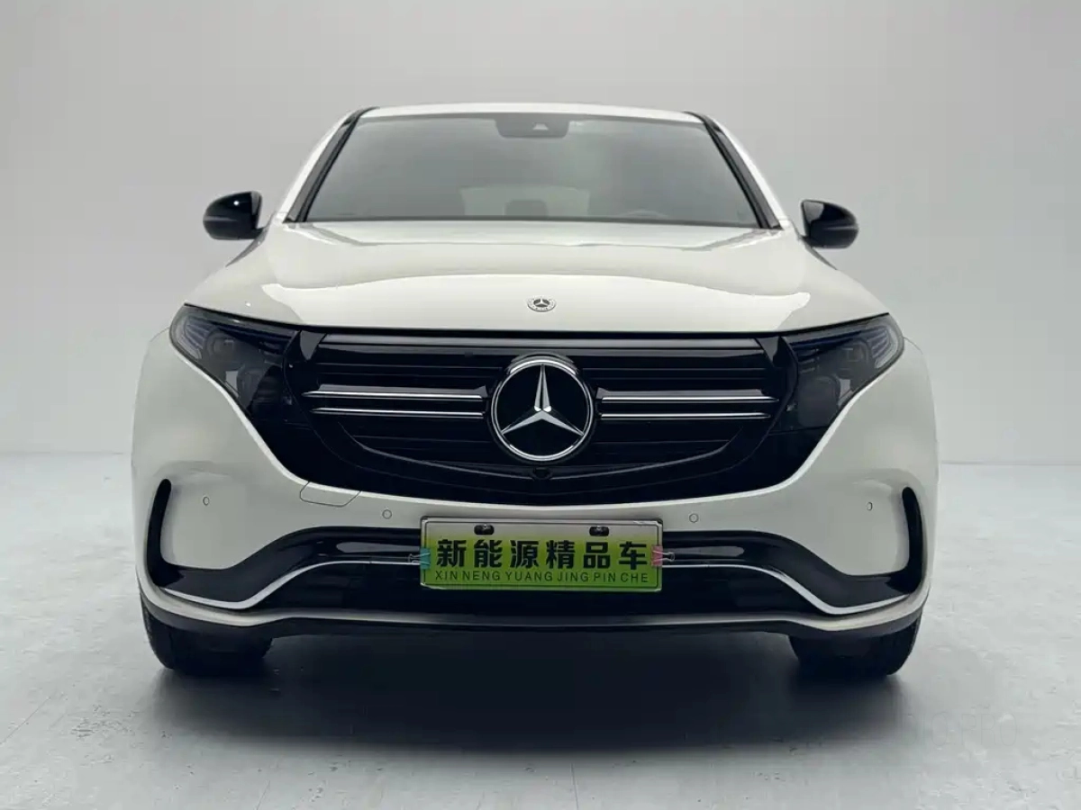 MERCEDES BENZ EQC