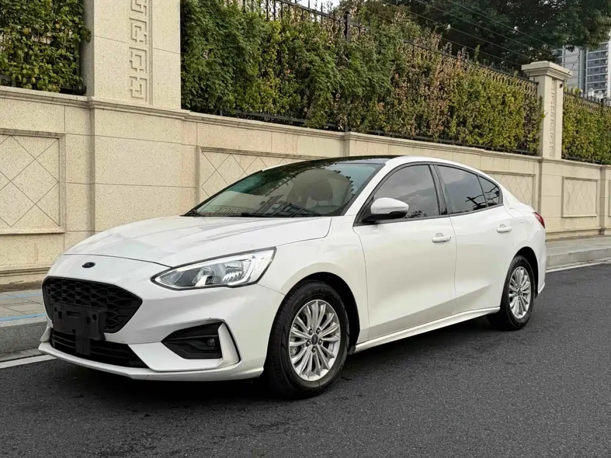 FORD FOCUS  2020