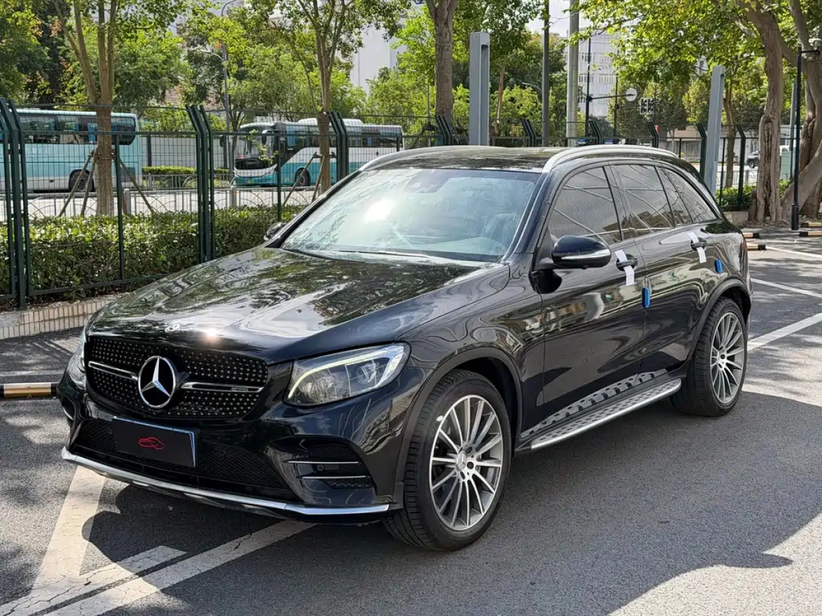 MERCEDES BENZ GLC AMG  2019