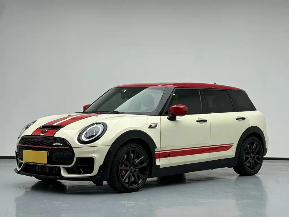 MINI JCW CLUBMAN  2022