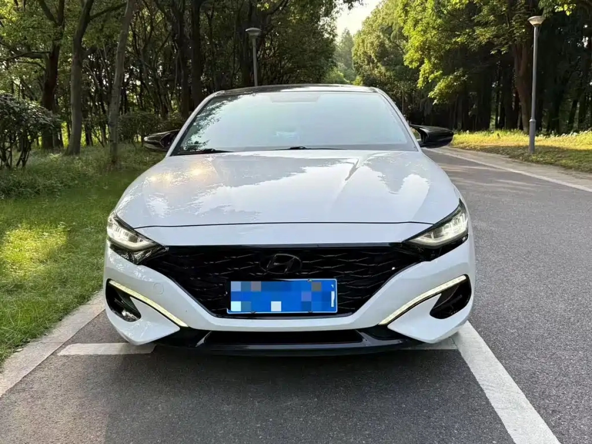 HYUNDAI LAFESTA