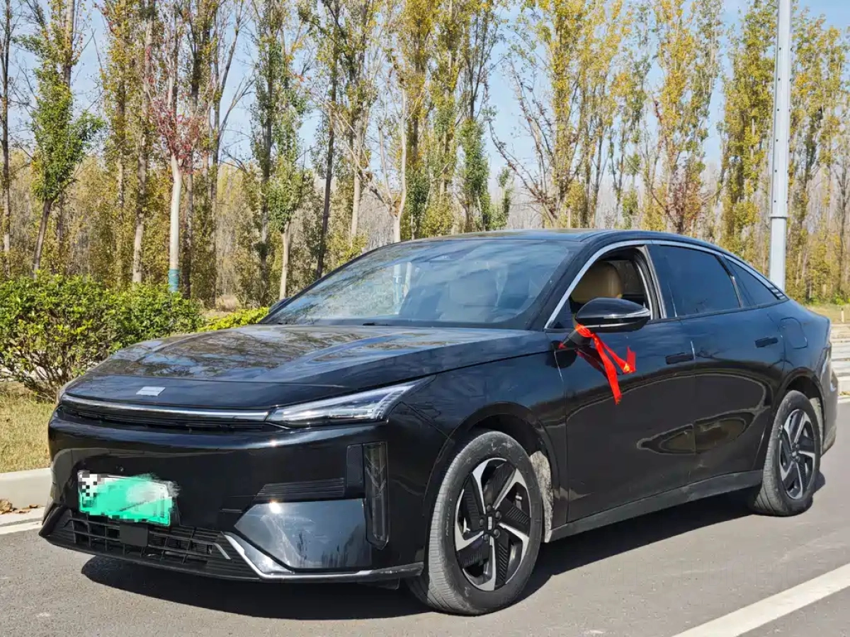 GEELY GALAXY GALAXY L6  2023