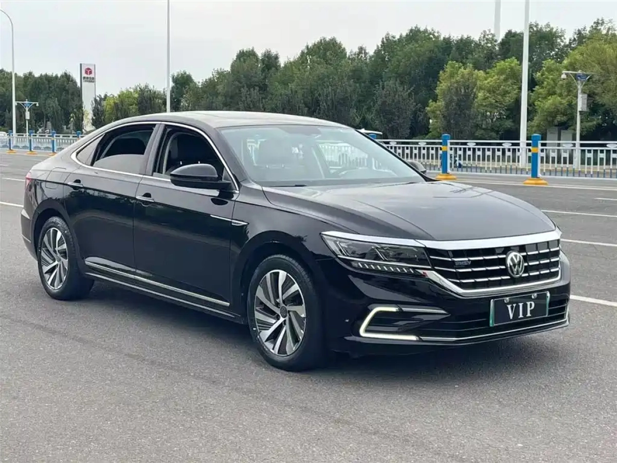 VOLKSWAGEN PASSAT NEW ENERGY