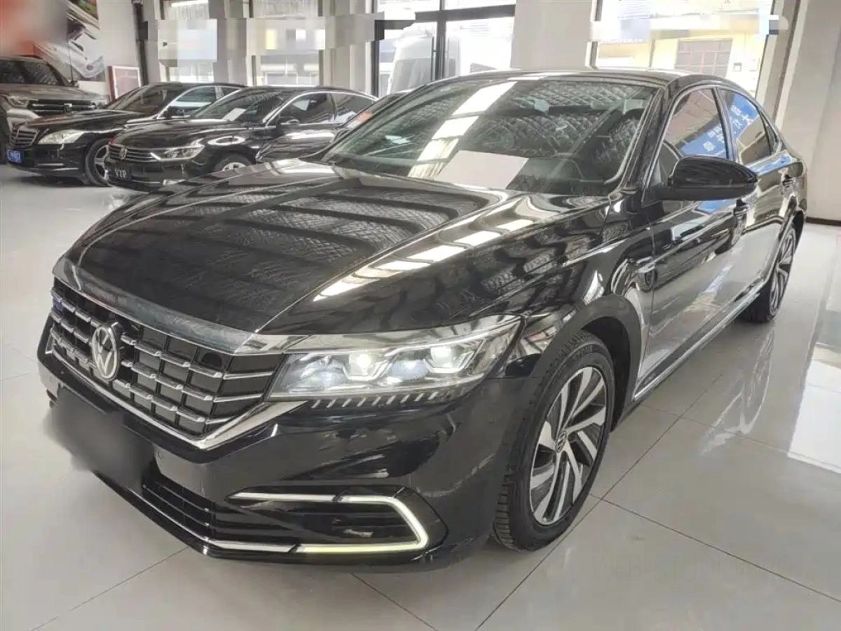 VOLKSWAGEN PASSAT NEW ENERGY