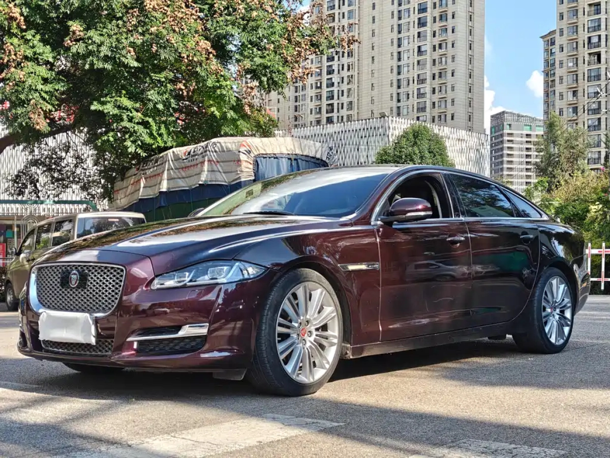 JAGUAR XJ  2019