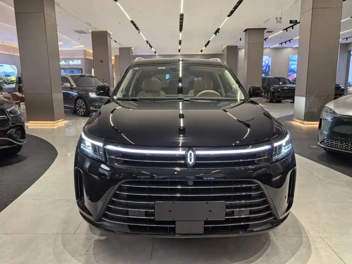 HUAWEI HARMON AITO M7