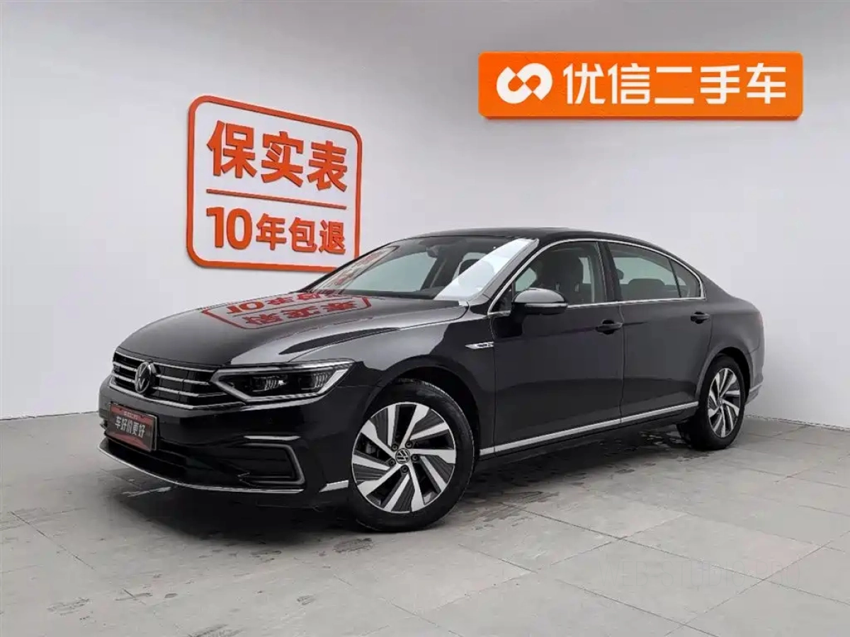 VOLKSWAGEN MAGOTAN GTE PLUG IN HYBRID  2022