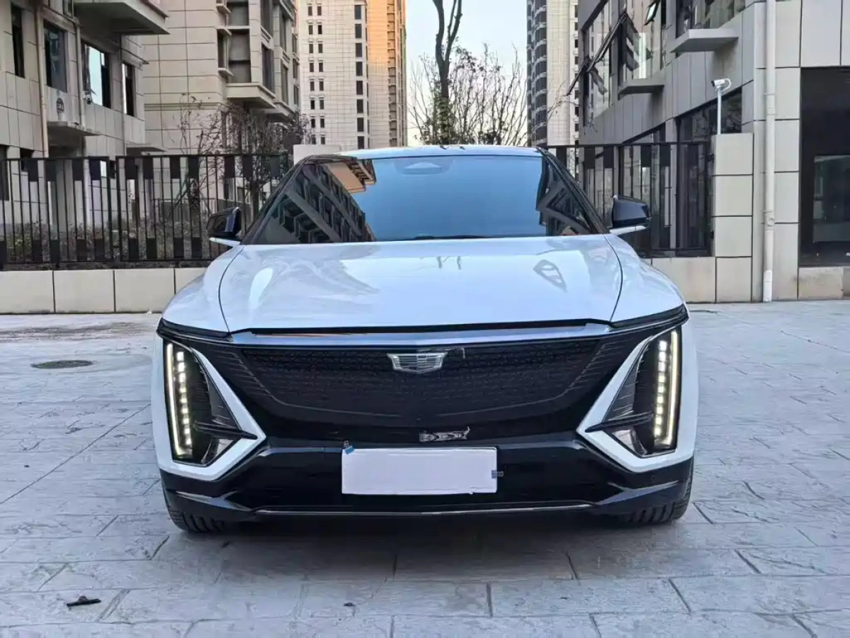 CADILLAC IQ LYRIQ