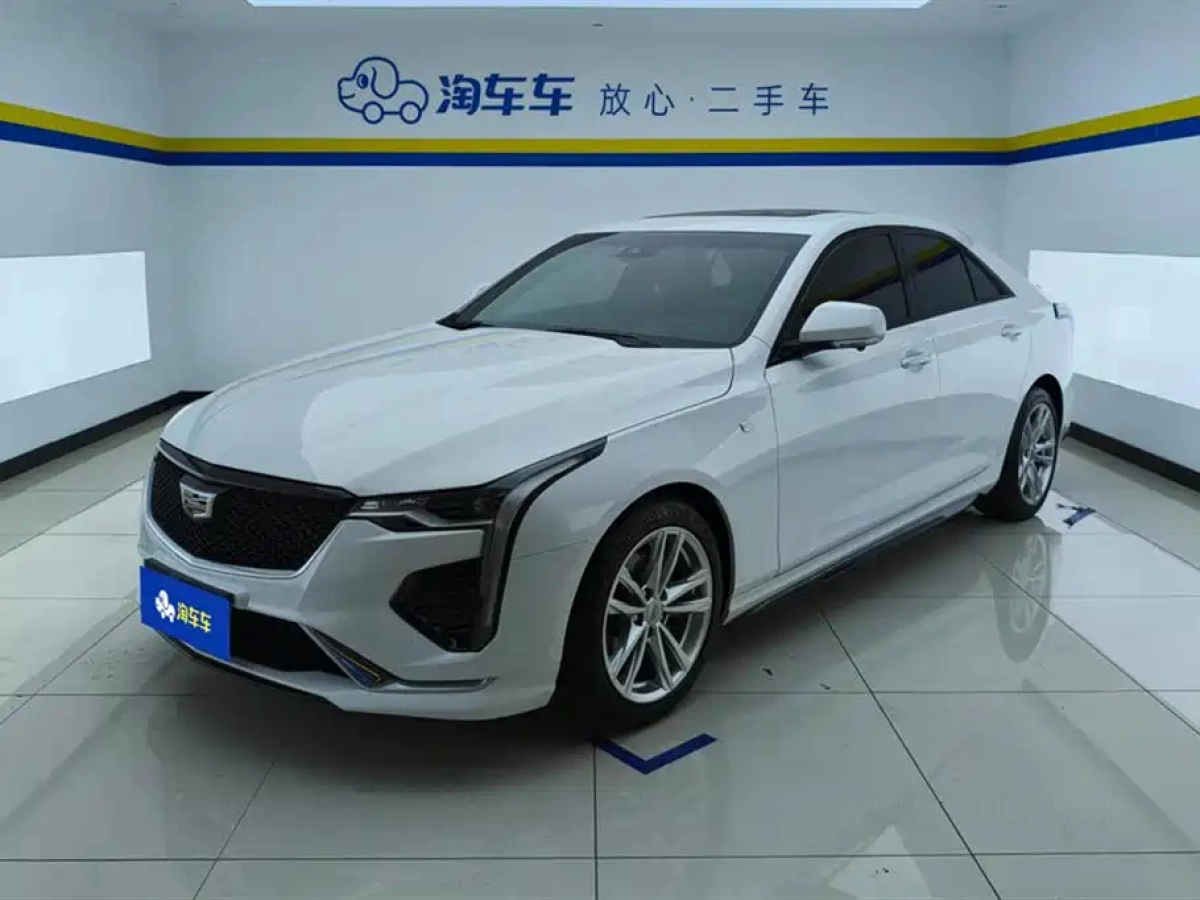 CADILLAC CT4  2022