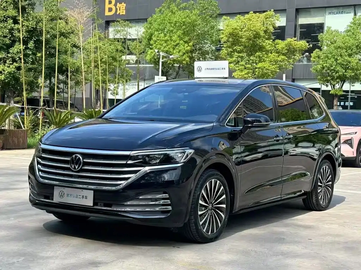 VOLKSWAGEN VILORAN  2024