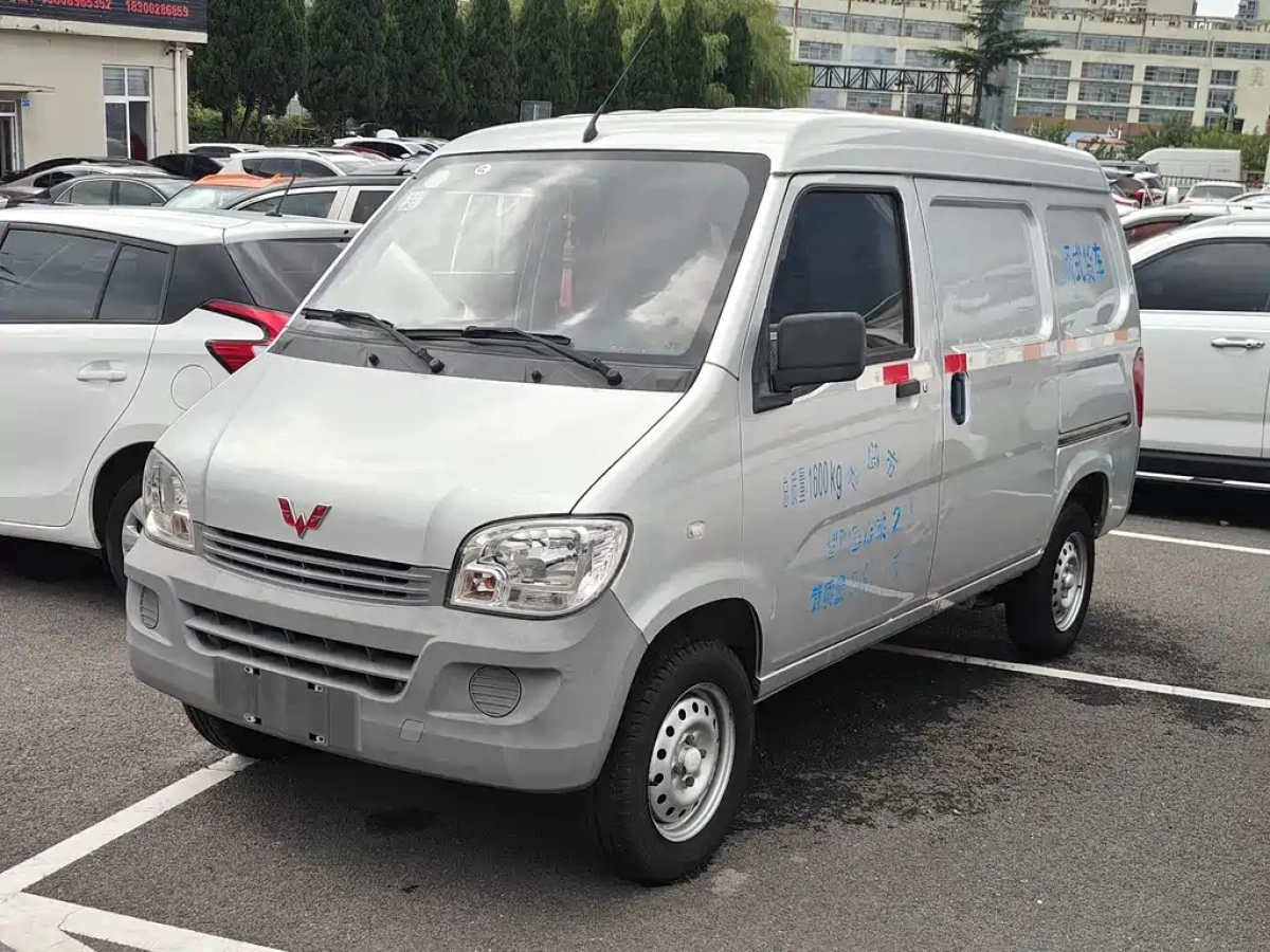 SGMW WULING LIGHT  2019