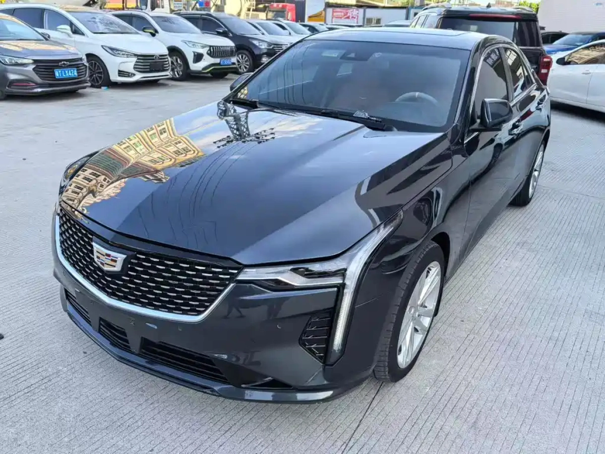 CADILLAC CT4  2022