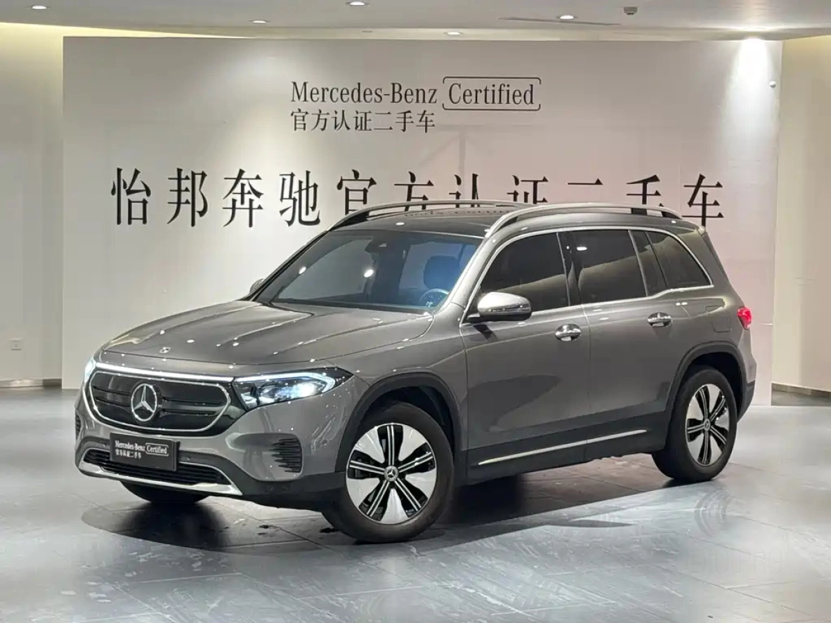 MERCEDES BENZ EQB  2023