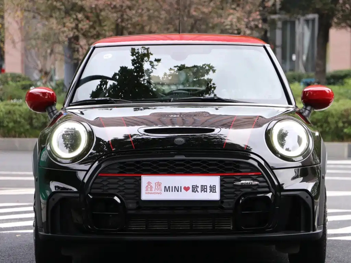 MINI JCW