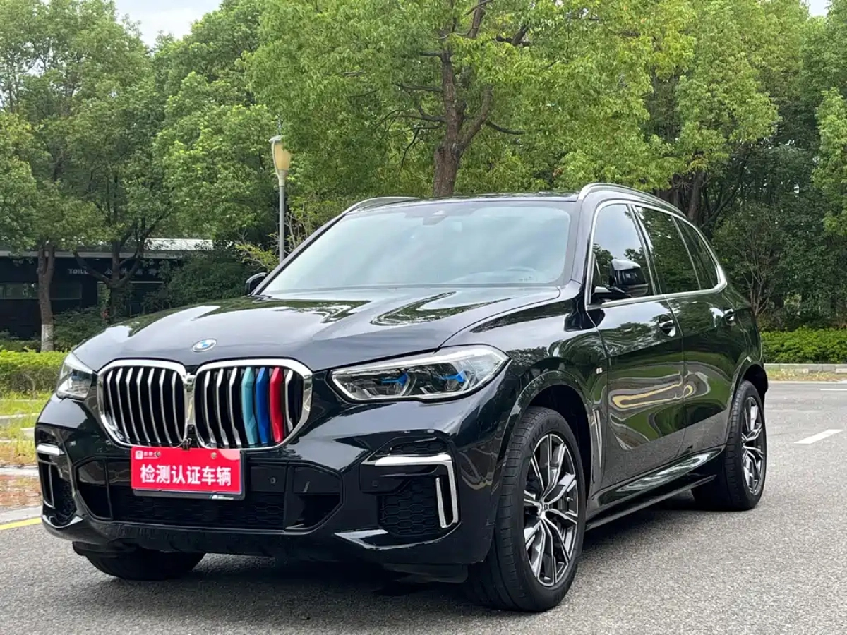 BMW X5  2023