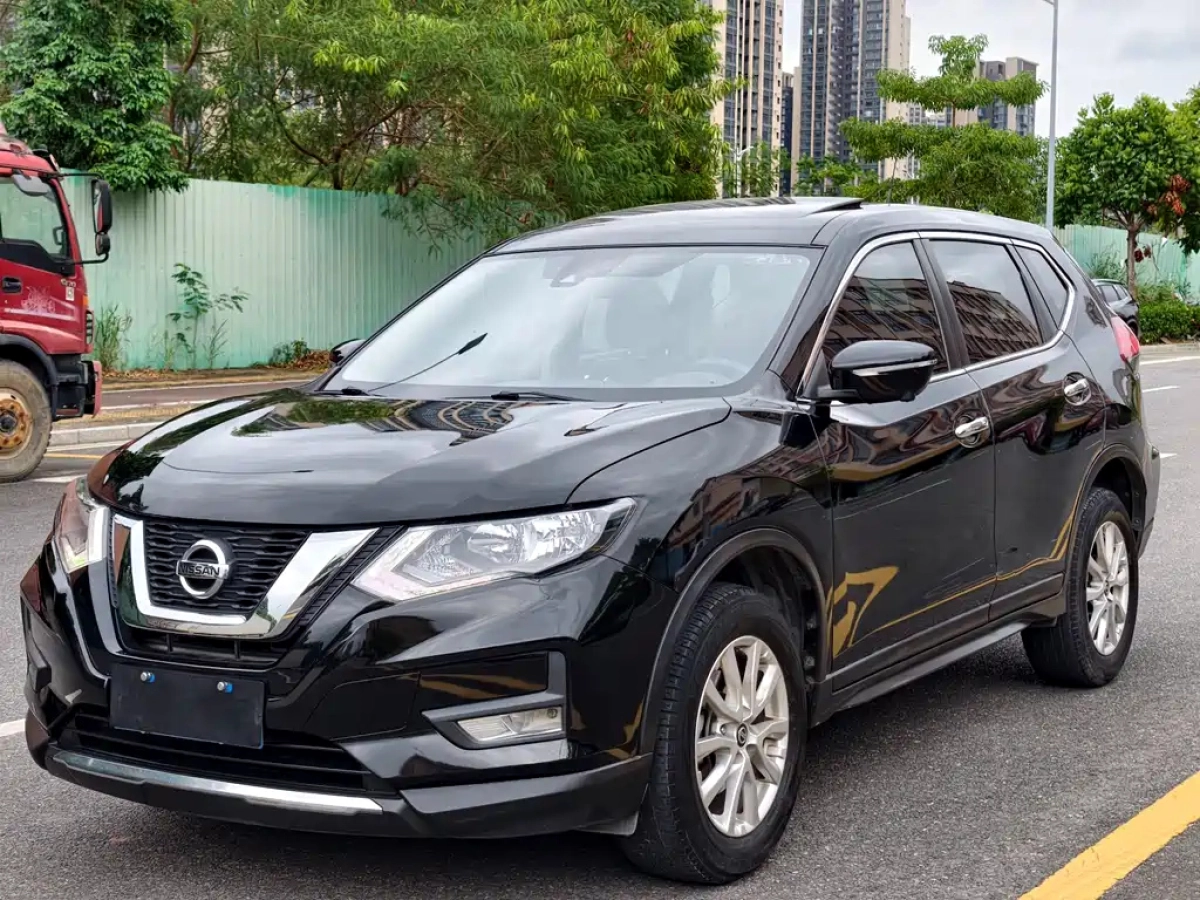 NISSAN X-TRAIL