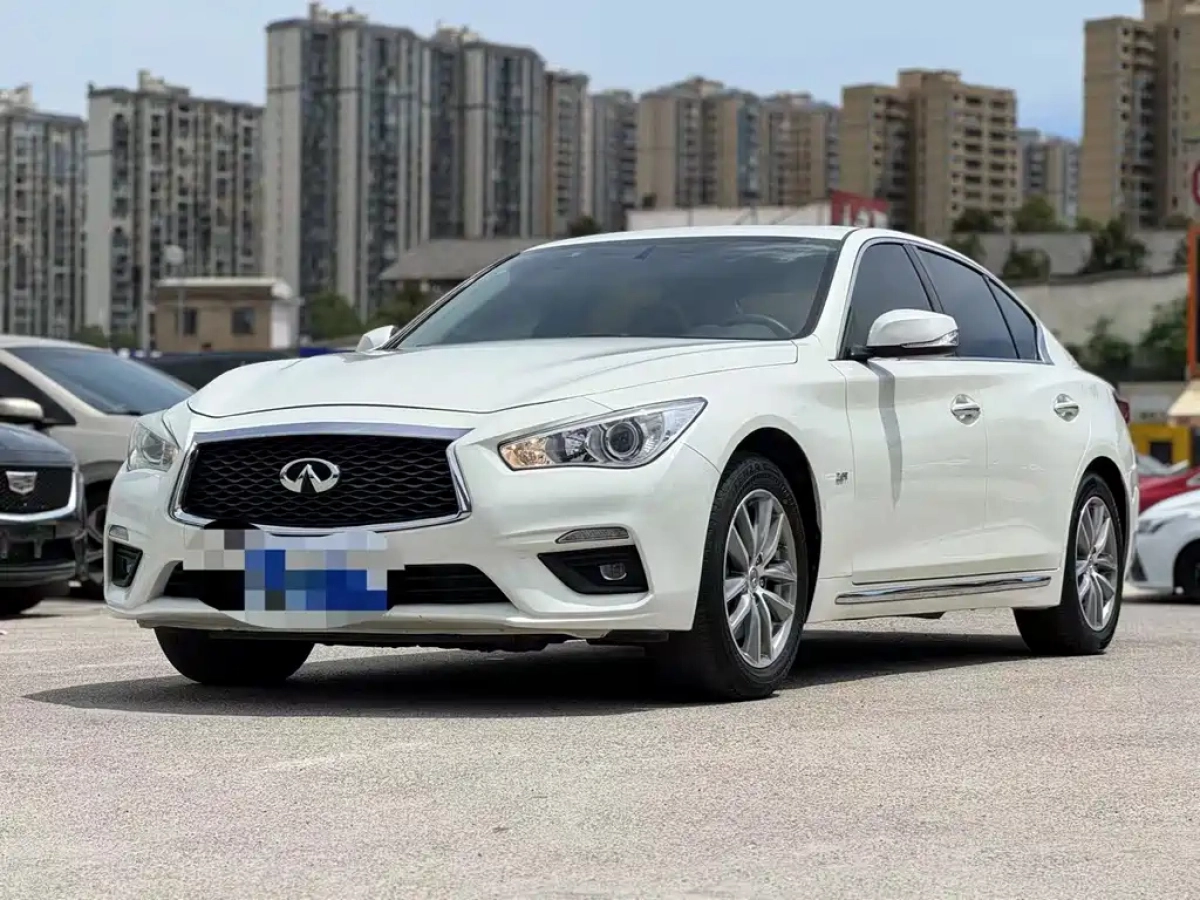 INFINITI Q50L  2023