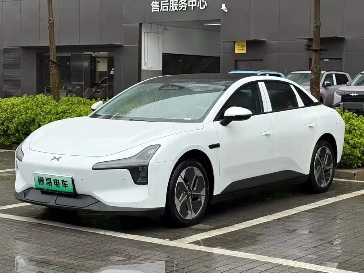 XPENG MOTORS MONA M03