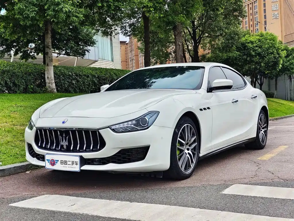 MASERATI GHIBLI
