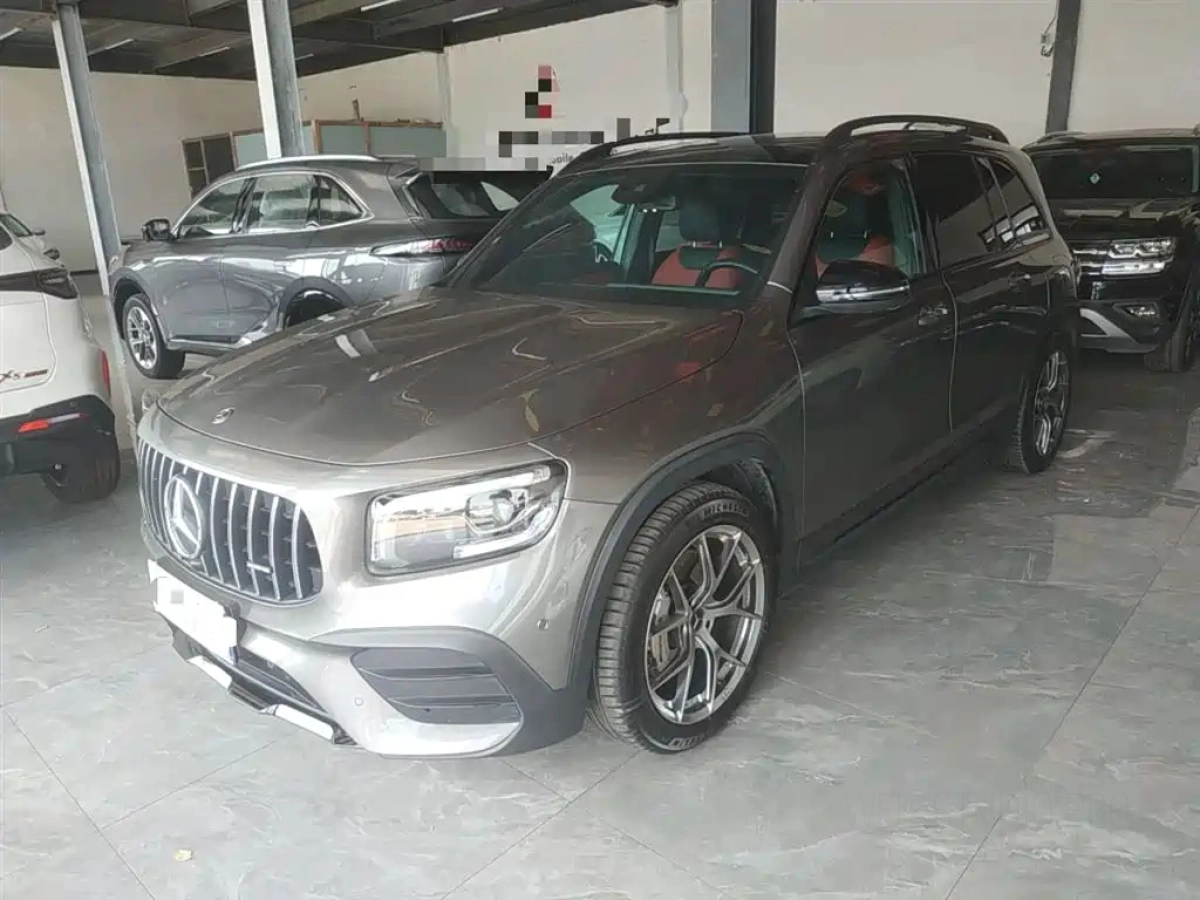 MERCEDES BENZ GLB AMG