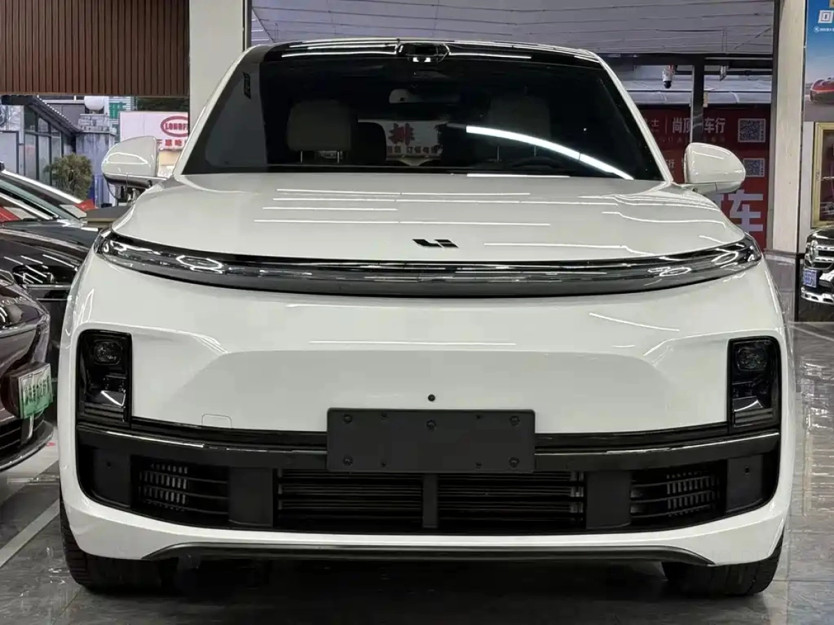 LI AUTO L8