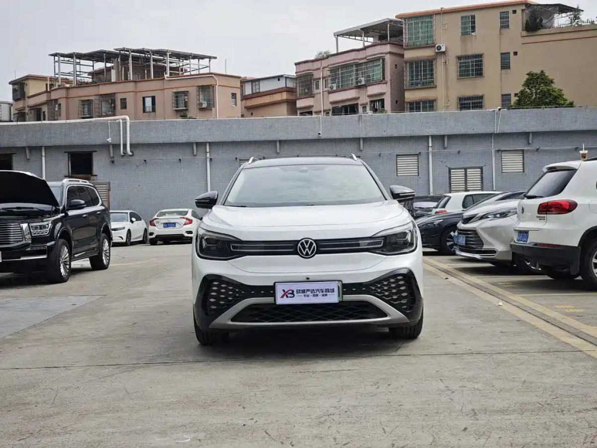 VOLKSWAGEN ID.6 CROZZ