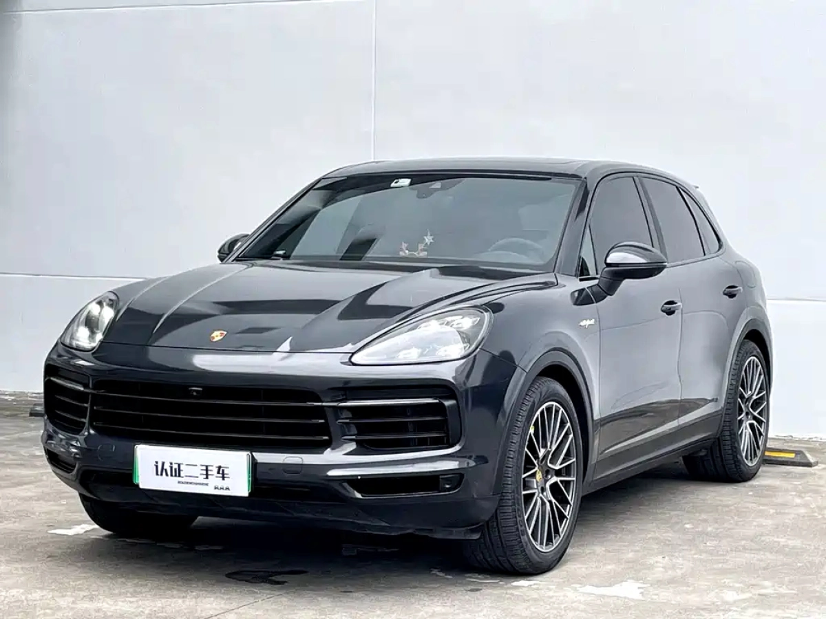 PORSCHE CAYENNE NEW ENERGY  2019