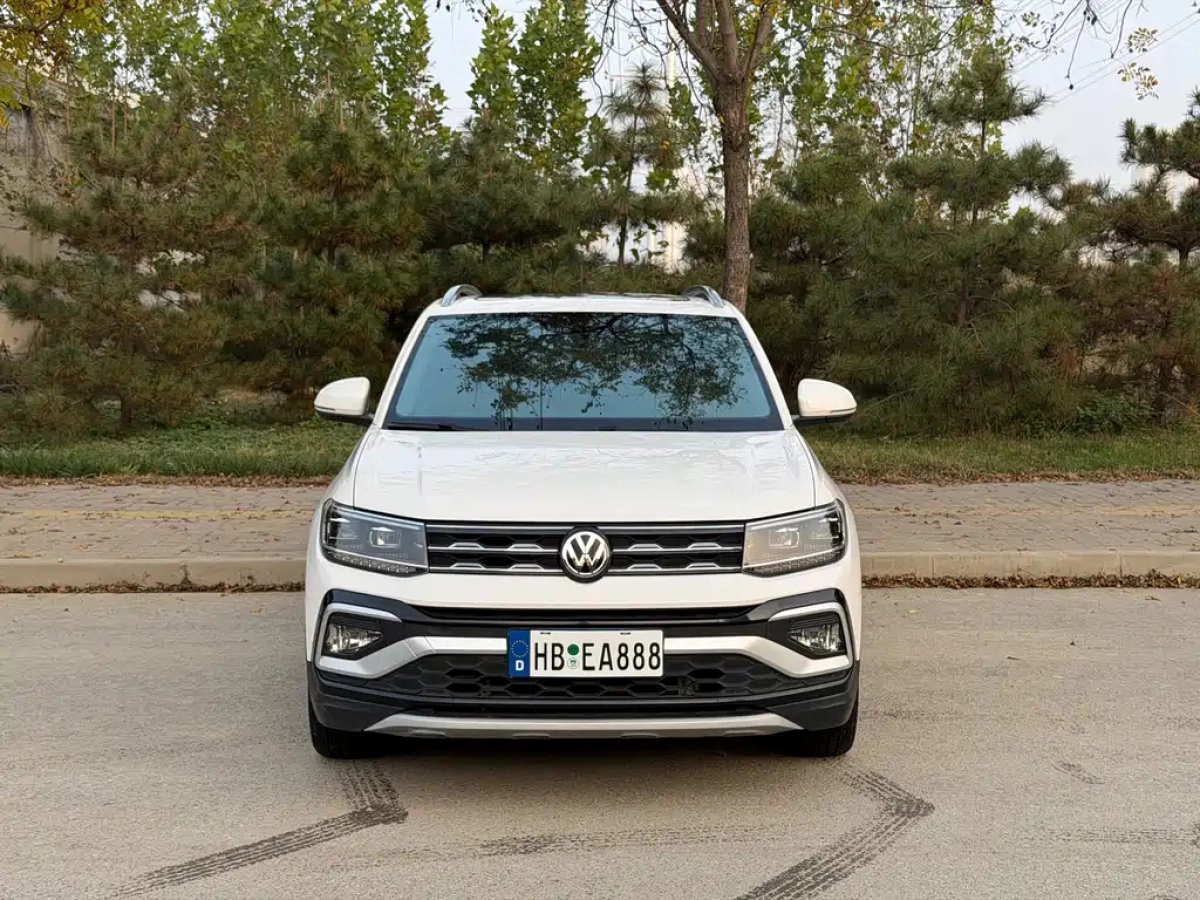 VOLKSWAGEN T-CROSS