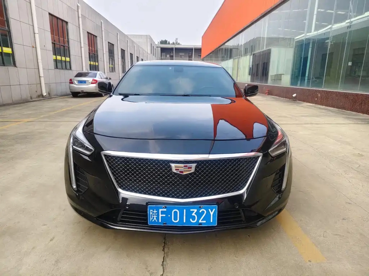 CADILLAC CT6