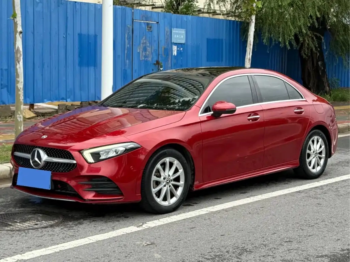 MERCEDES BENZ A-CLASS  2019